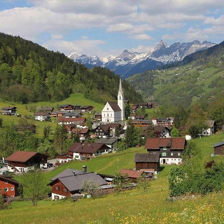 Haus Saler Apartment Silbertal Bagian luar foto