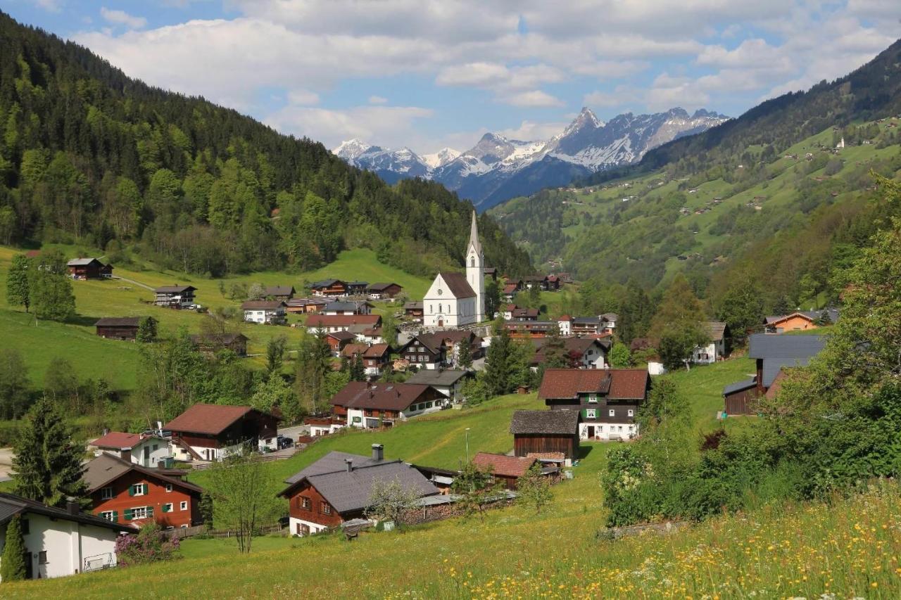 Haus Saler Apartment Silbertal Bagian luar foto
